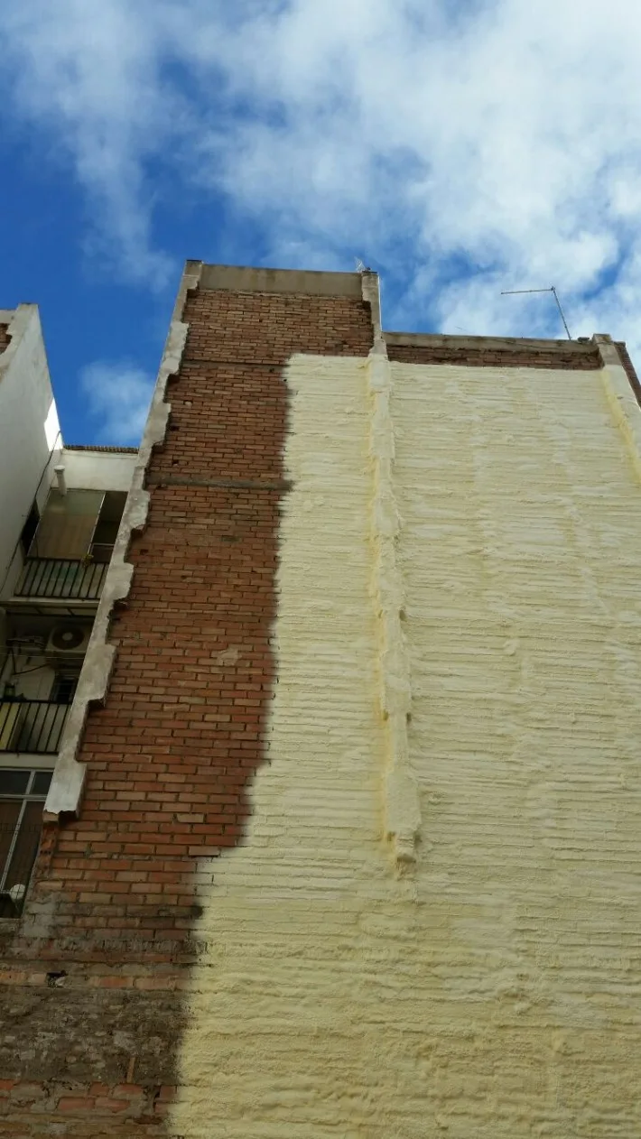 Aislamiento térmico de una pared medianera
