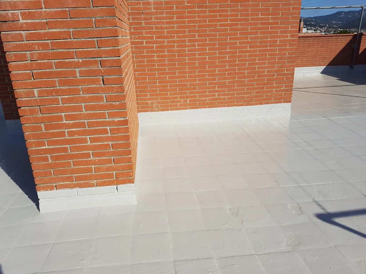 Impermeabilización con membrana líquida de poliuretano — foto 3