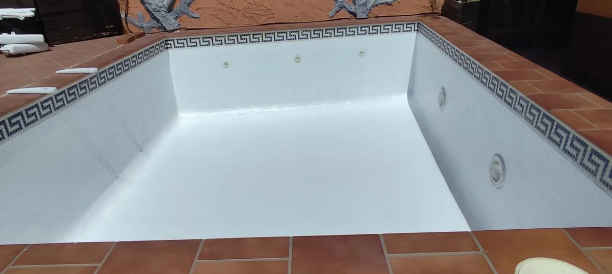 Impermeabilización de piscina en Sant Just Desvern — foto 4