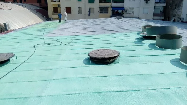 Proyección de espuma de poliuretano de alta densidad — foto 5