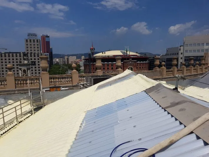 Rehabilitación de las cubiertas de la Fira de Barcelona — foto 1